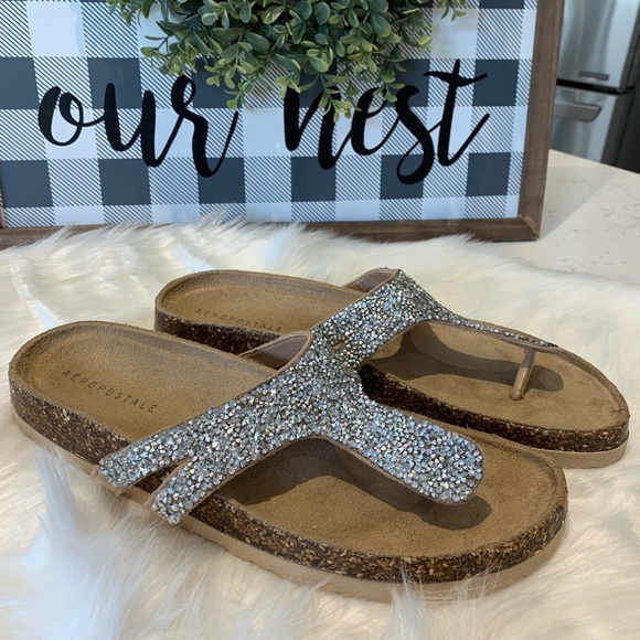 Aeropostale sandals - Picture 2 of 2